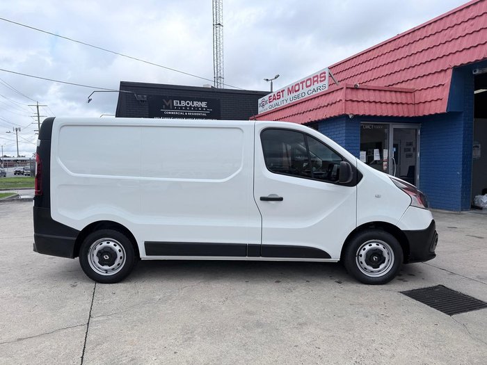 2018 Renault Trafic 85kW X82 Glacier White