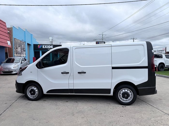 2018 Renault Trafic 85kW X82 Glacier White