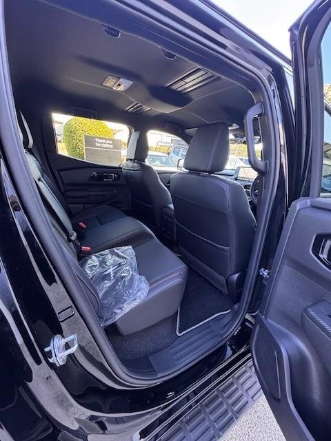 2025 Mitsubishi Triton GSR