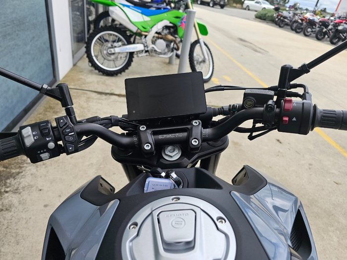2025 CFMOTO 300 NK ABS Black