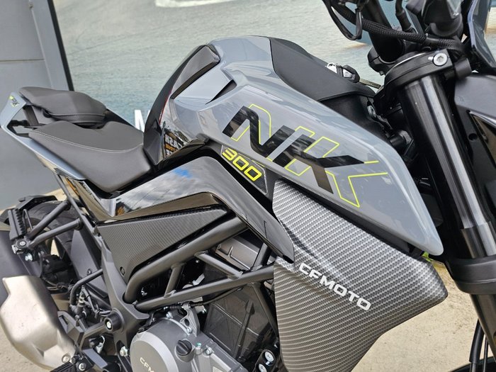 2025 CFMOTO 300 NK ABS Black
