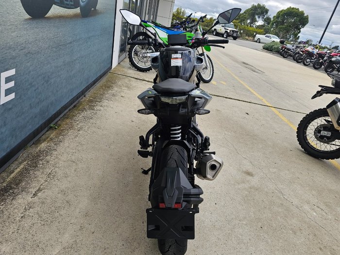 2025 CFMOTO 300 NK ABS Black
