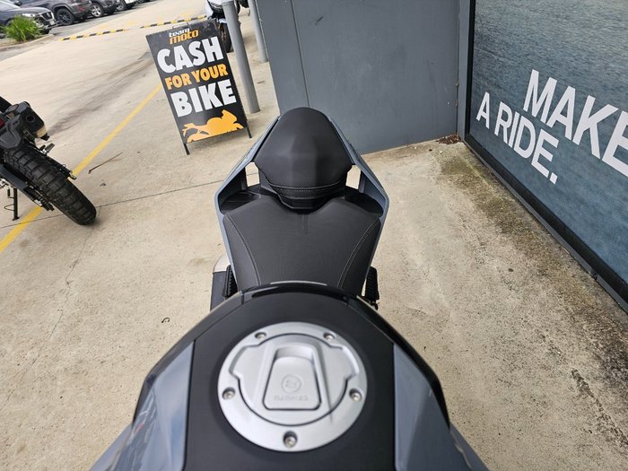 2025 CFMOTO 300 NK ABS Black