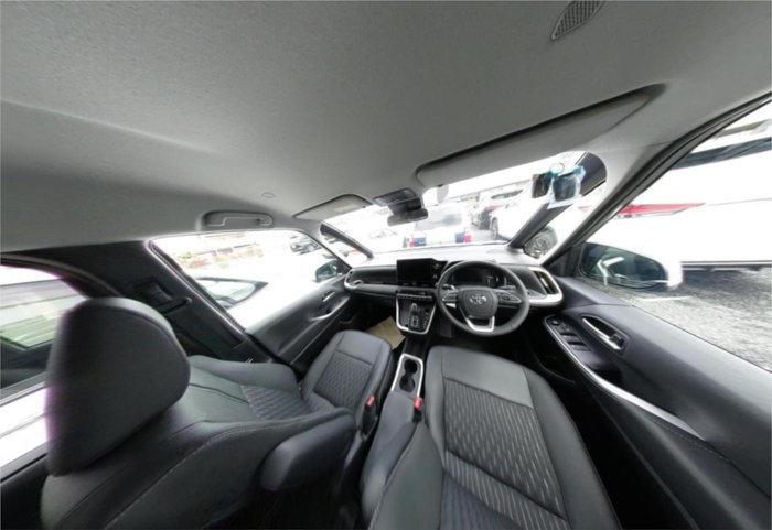 2025 Toyota Noah Hybrid X