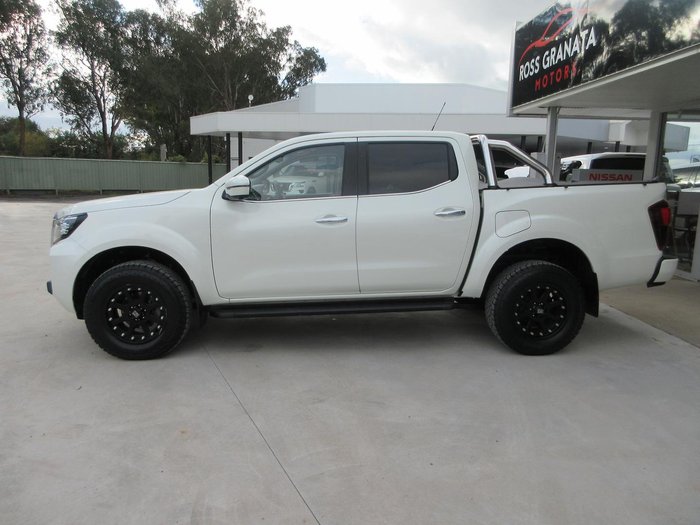 2021 Nissan Navara SL
