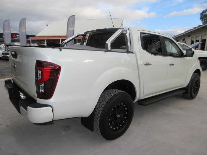 2021 Nissan Navara SL