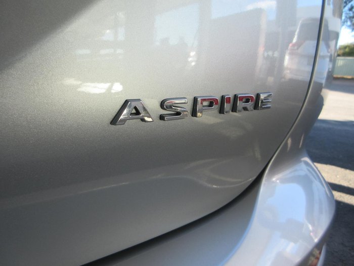 2025 Mitsubishi Outlander Aspire