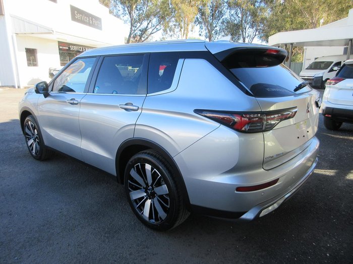 2025 Mitsubishi Outlander Aspire