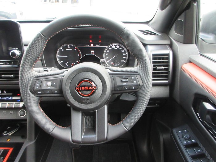2025 Nissan Navara PRO-4X