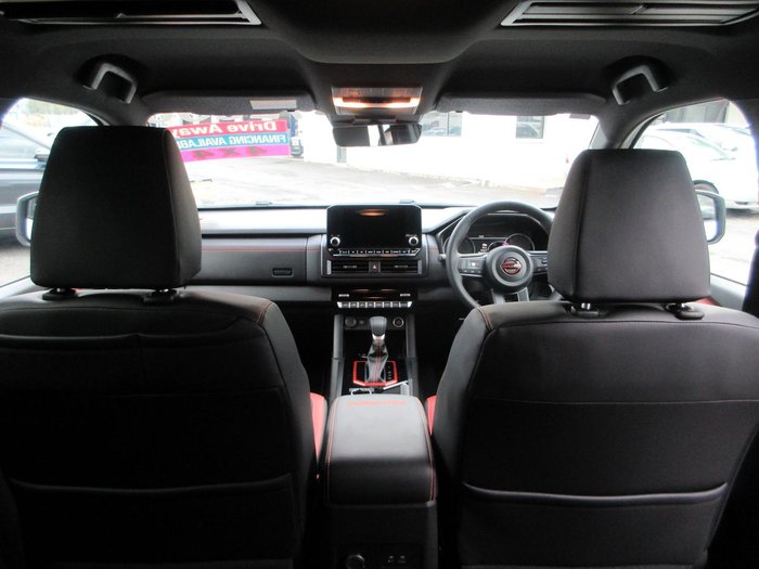 2025 Nissan Navara PRO-4X