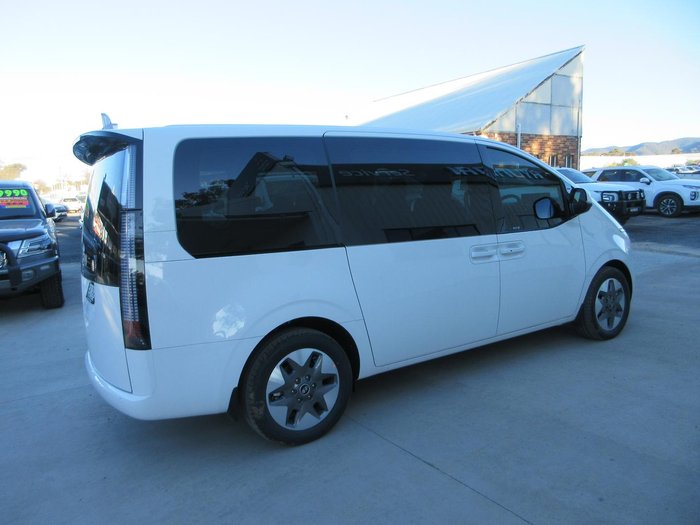 2026 Hyundai STARIA US4.V4 MY27