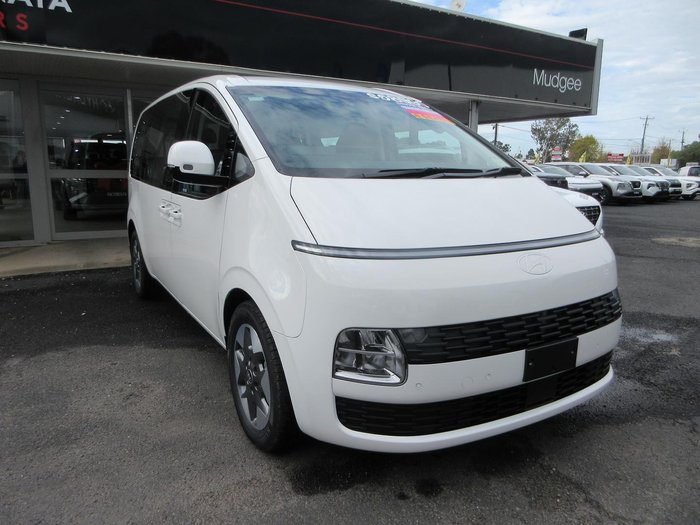 2026 Hyundai STARIA