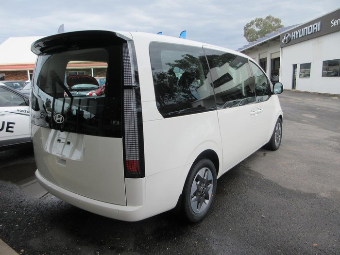 2026 Hyundai STARIA