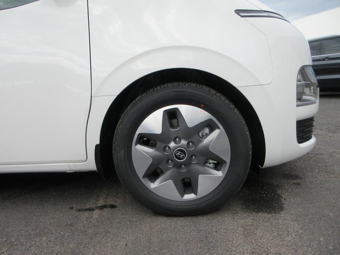 2026 Hyundai STARIA