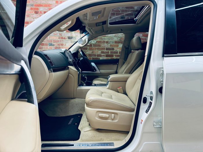2016 Toyota Landcruiser Sahara