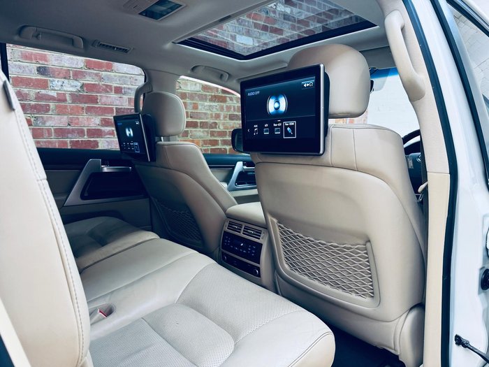 2016 Toyota Landcruiser Sahara