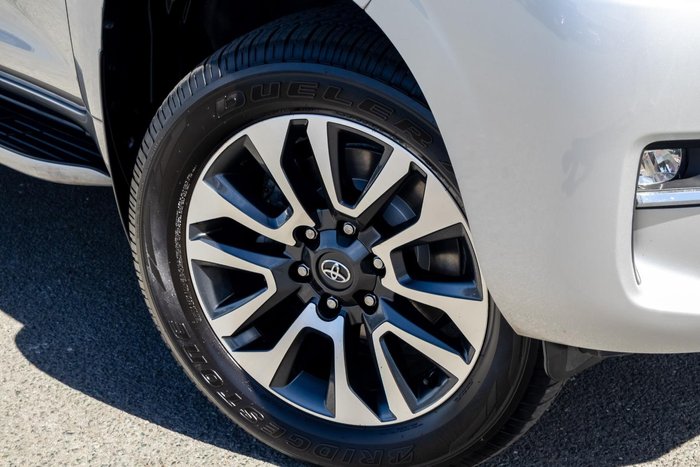 2023 Toyota Landcruiser Prado VX