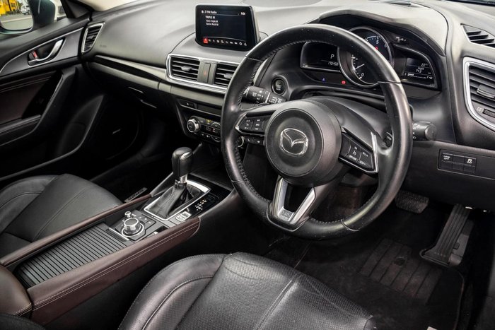 2018 Mazda 3 SP25 GT