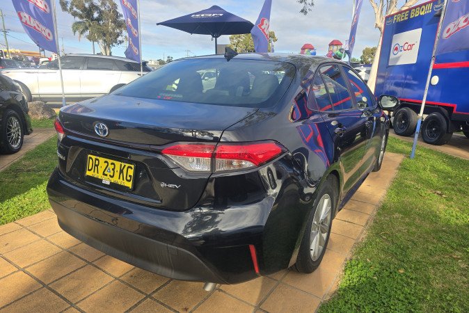 2024 TOYOTA COROLLA ASCENT SPORT HYBRID