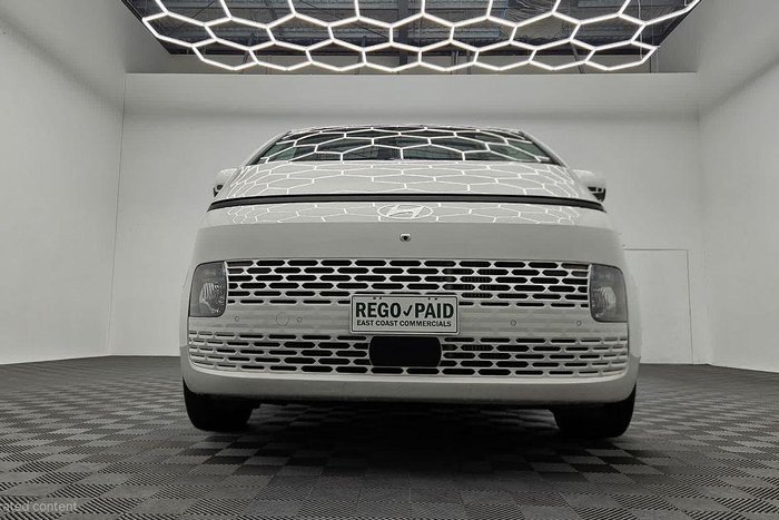 2024 Hyundai STARIA LOAD
