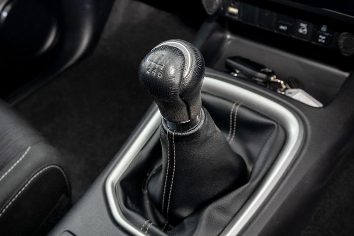 2021 Toyota Hilux SR5