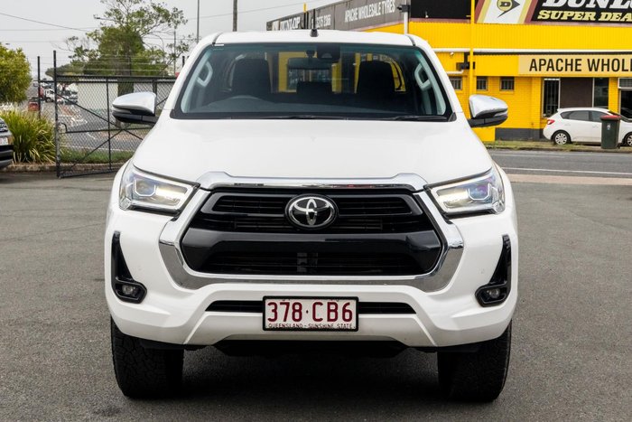2021 Toyota Hilux SR5