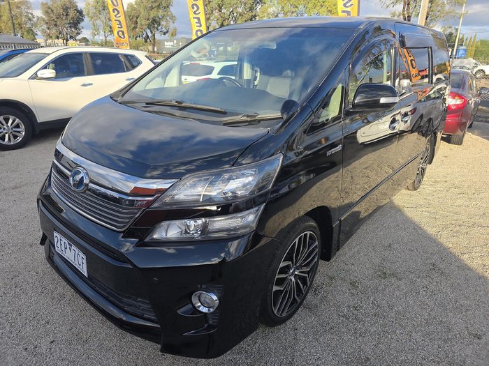 2013 Toyota Vellfire Hybrid ZR