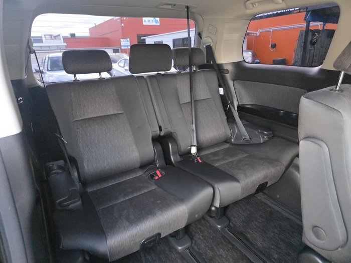 2013 Toyota Vellfire Hybrid ZR