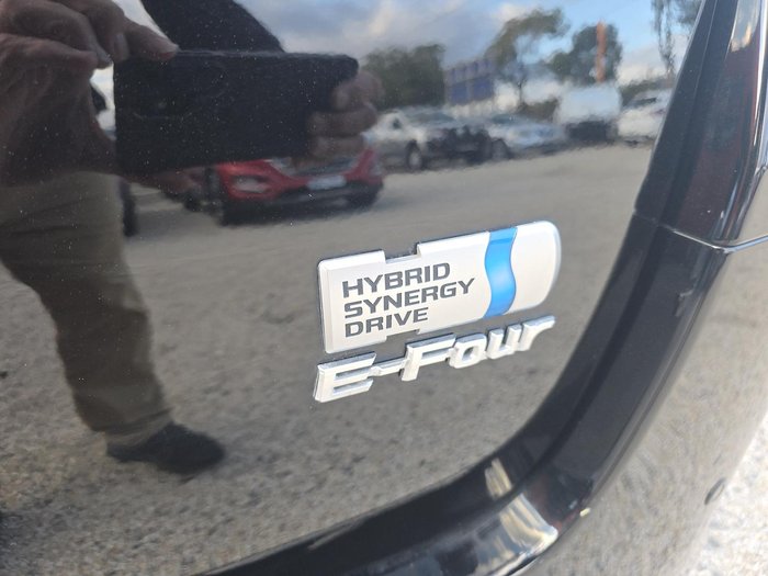 2013 Toyota Vellfire Hybrid ZR