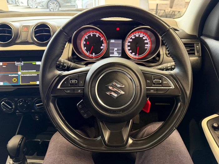 2018 Suzuki Swift GL Navigator