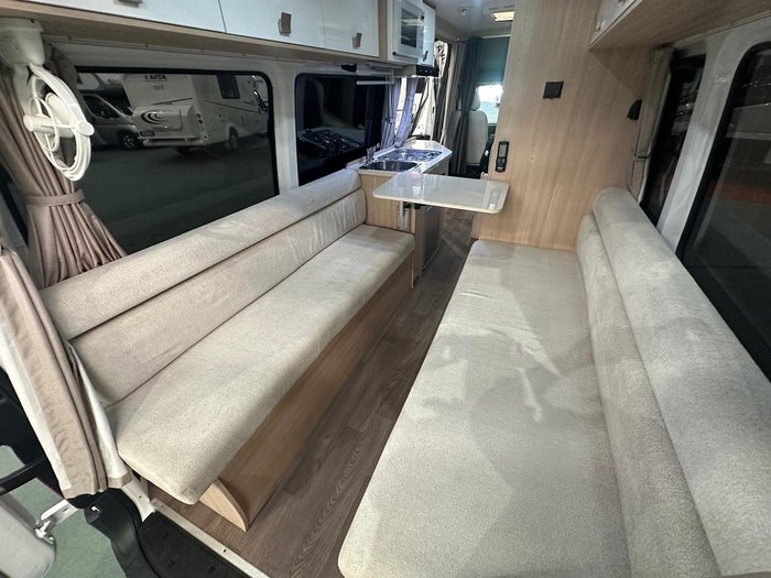 2018 Winnebago Bondi 4S