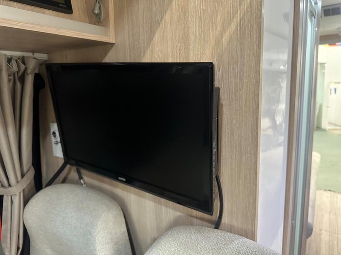 2018 Winnebago Bondi 4S