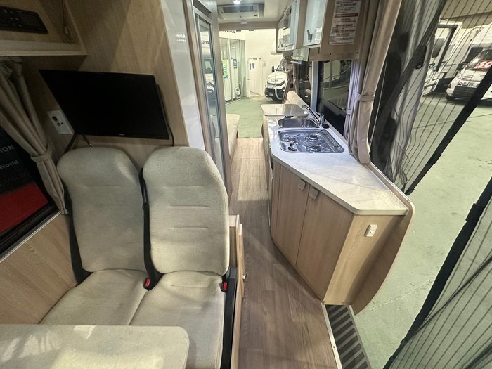 2018 Winnebago Bondi 4S