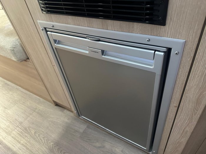 2018 Winnebago Bondi 4S