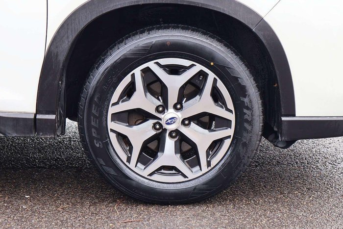 2020 Subaru Forester 2.5i
