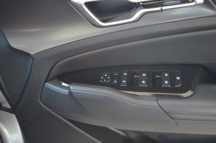 2025 Kia Sportage HEV SX