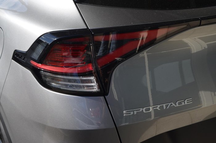 2025 Kia Sportage HEV SX
