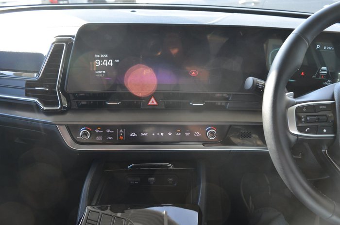 2025 Kia Sportage HEV SX