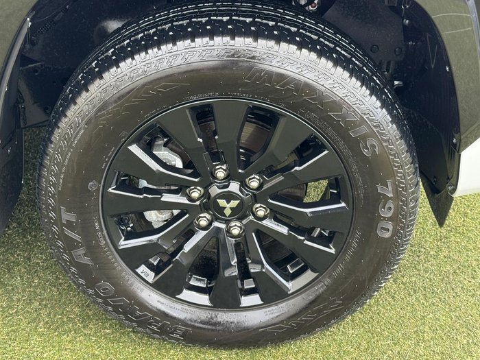 2025 Mitsubishi Triton GSR