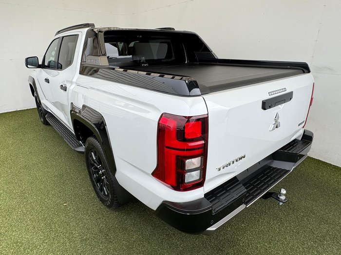 2025 Mitsubishi Triton GSR
