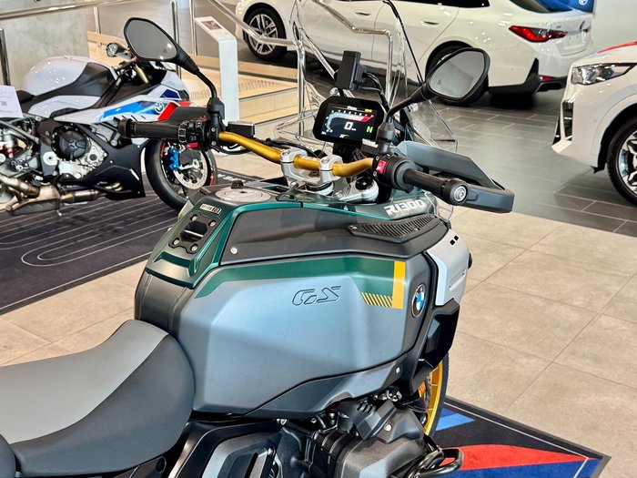 2025 BMW Motorrad R 1300 GS Adventure Option 719 R 1300 Green