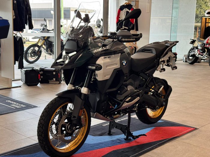 2025 BMW Motorrad R 1300 GS Adventure Option 719 R 1300 Green