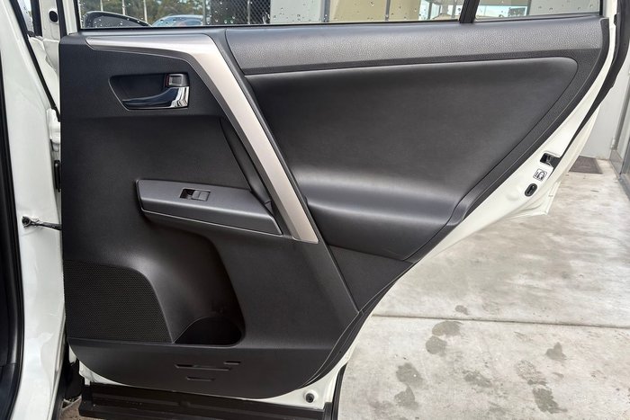 2017 Toyota RAV4 Cruiser