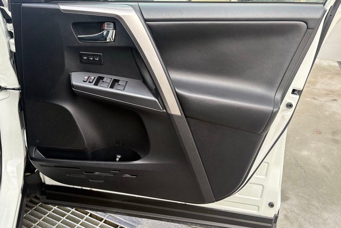 2017 Toyota RAV4 Cruiser