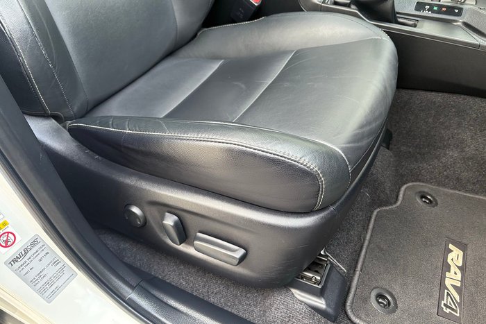 2017 Toyota RAV4 Cruiser