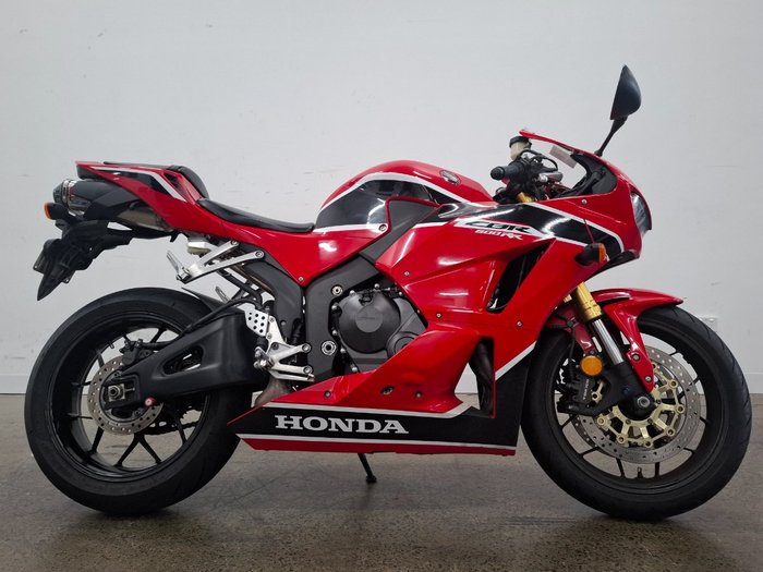 2017 Honda CBR600RR Red