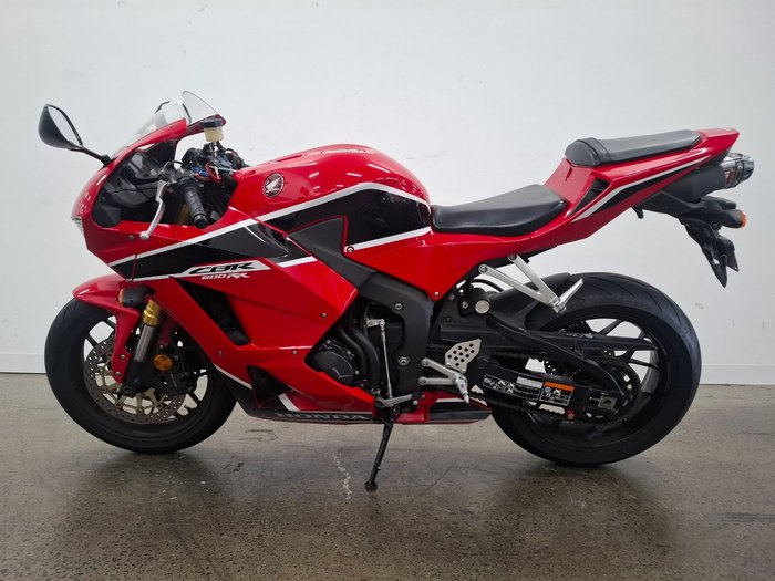 2017 Honda CBR600RR Red