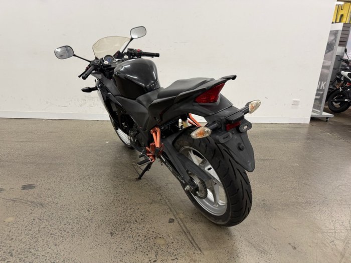 2011 Honda CBR250R Black