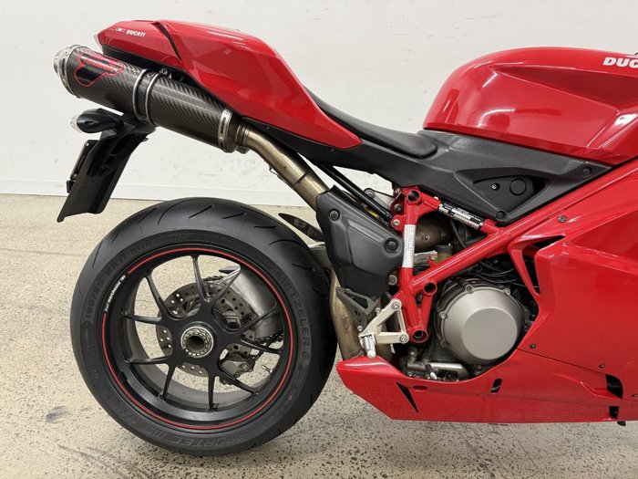 DUCATI 2007 DUCATI 1098cc 1098S Red