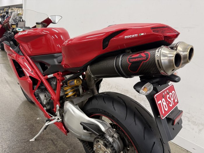 DUCATI 2007 DUCATI 1098cc 1098S Red